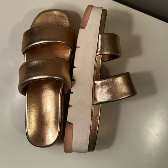 Rose Gold Platform Sandals - Picture 3 of 9
